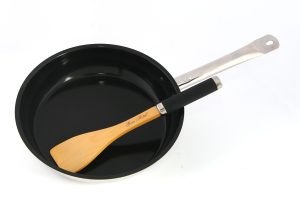 מחבת נירוסטה